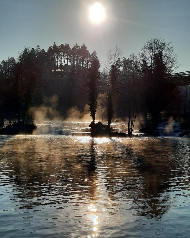Guesthouse Pod Rastockim Krovom Slunj Bagian luar foto