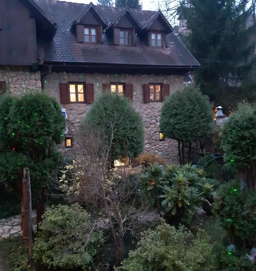 Guesthouse Pod Rastockim Krovom Slunj Bagian luar foto