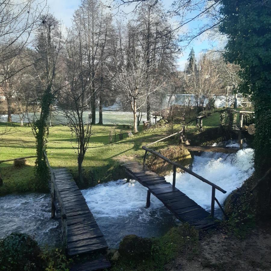Guesthouse Pod Rastockim Krovom Slunj Bagian luar foto