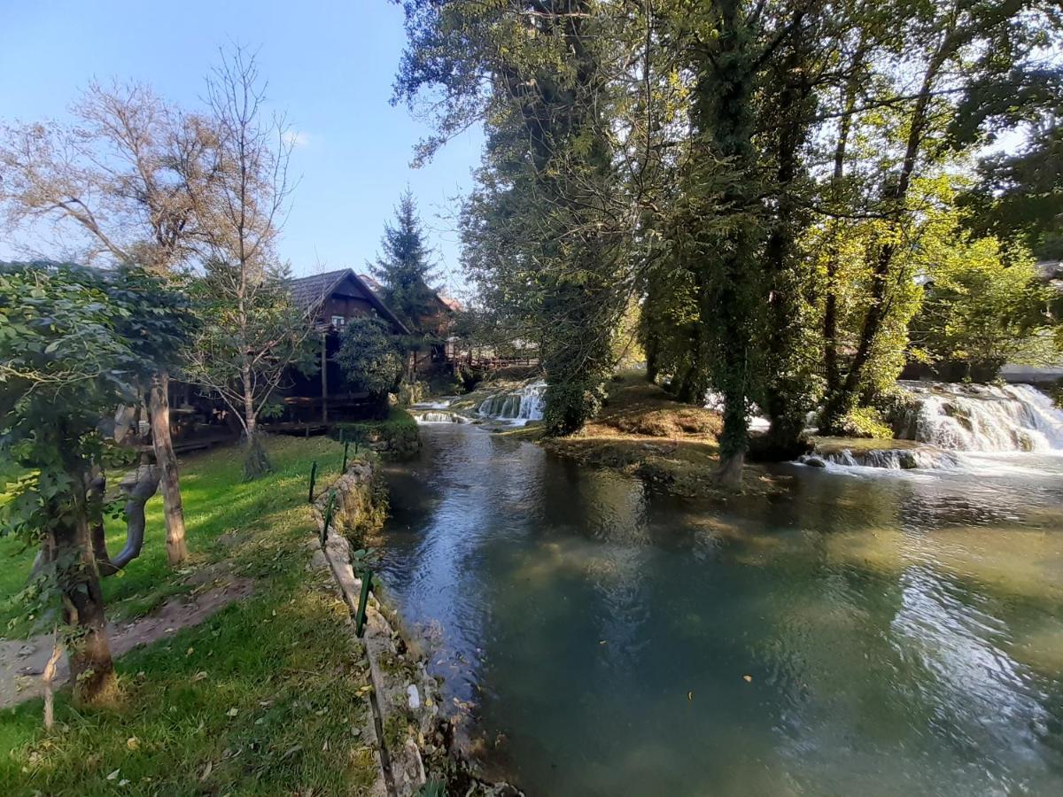 Guesthouse Pod Rastockim Krovom Slunj Bagian luar foto