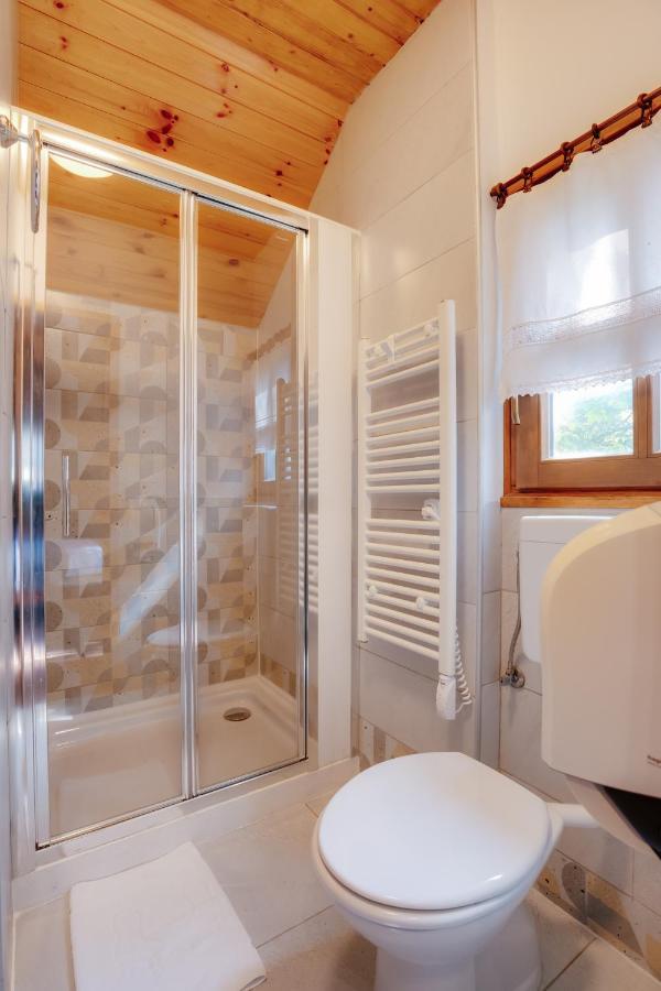 Guesthouse Pod Rastockim Krovom Slunj Bagian luar foto