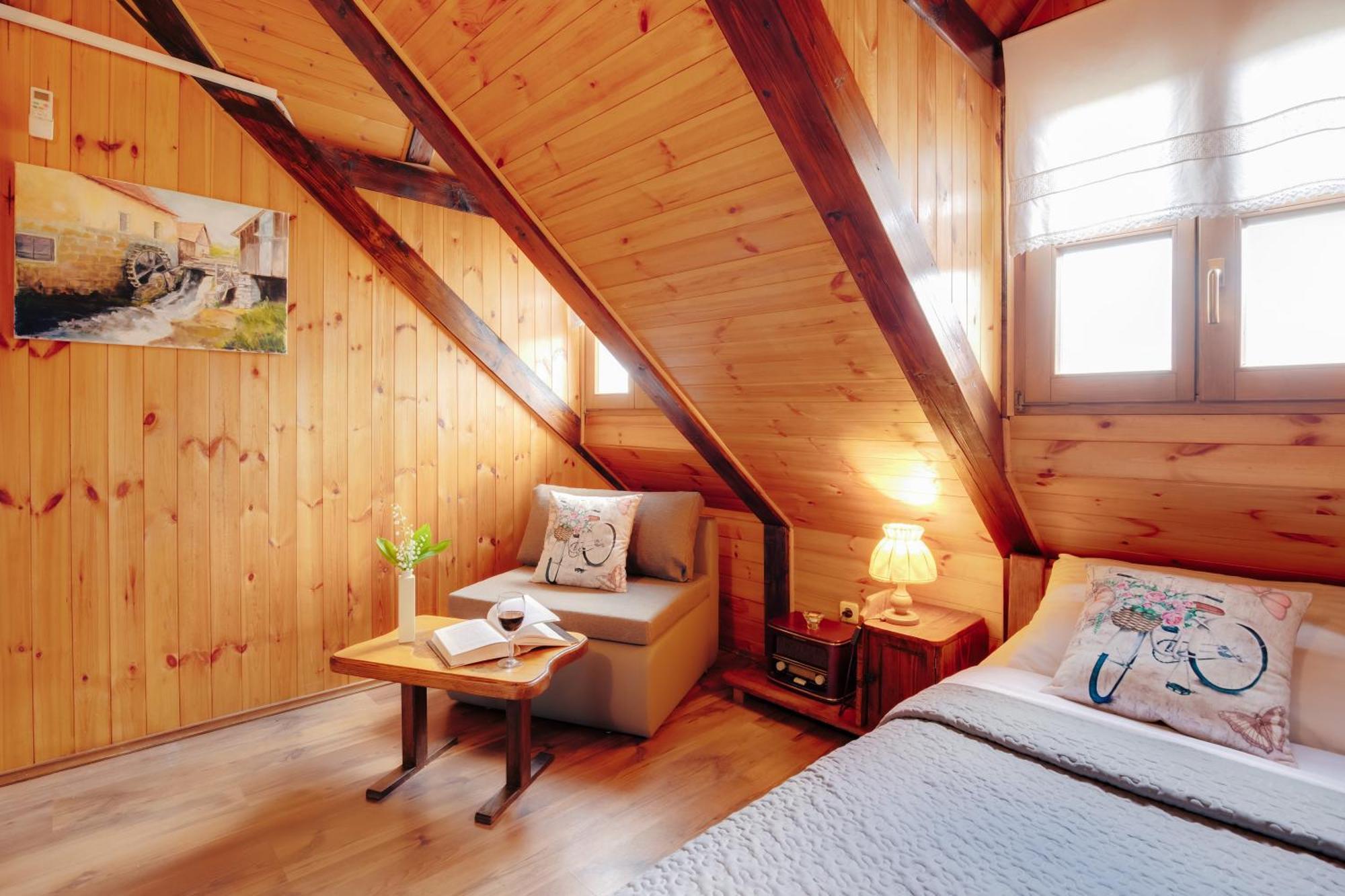 Guesthouse Pod Rastockim Krovom Slunj Bagian luar foto