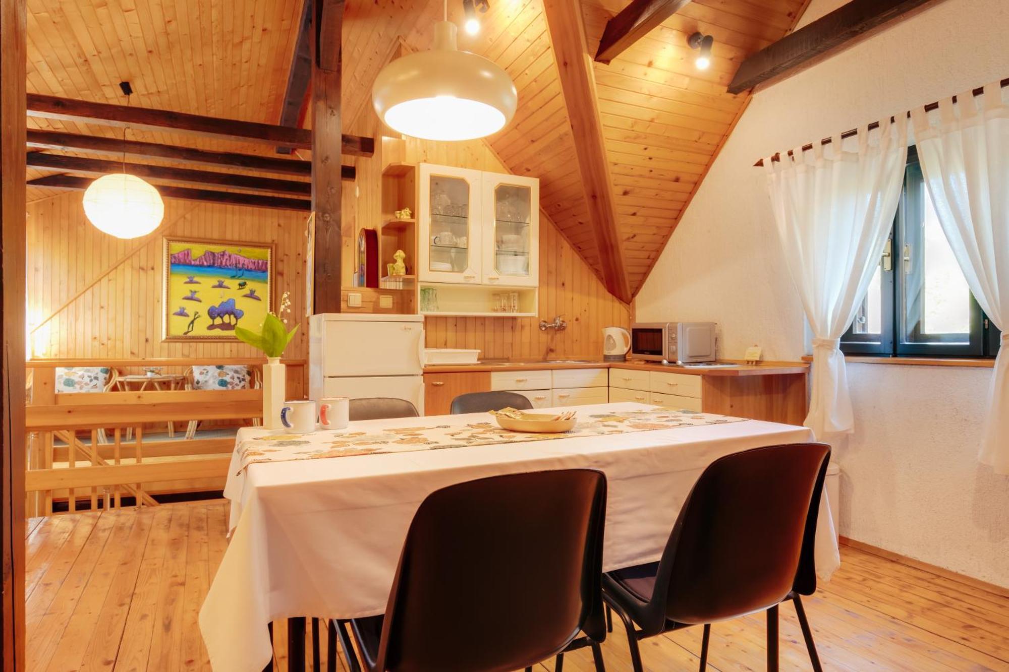 Guesthouse Pod Rastockim Krovom Slunj Bagian luar foto