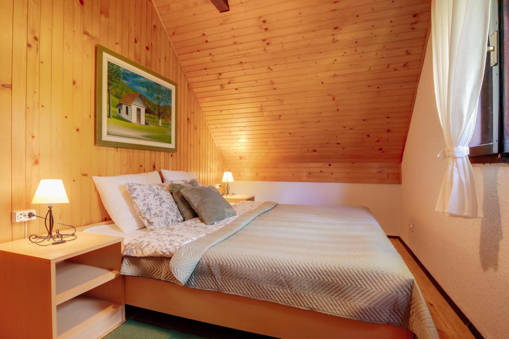 Guesthouse Pod Rastockim Krovom Slunj Bagian luar foto