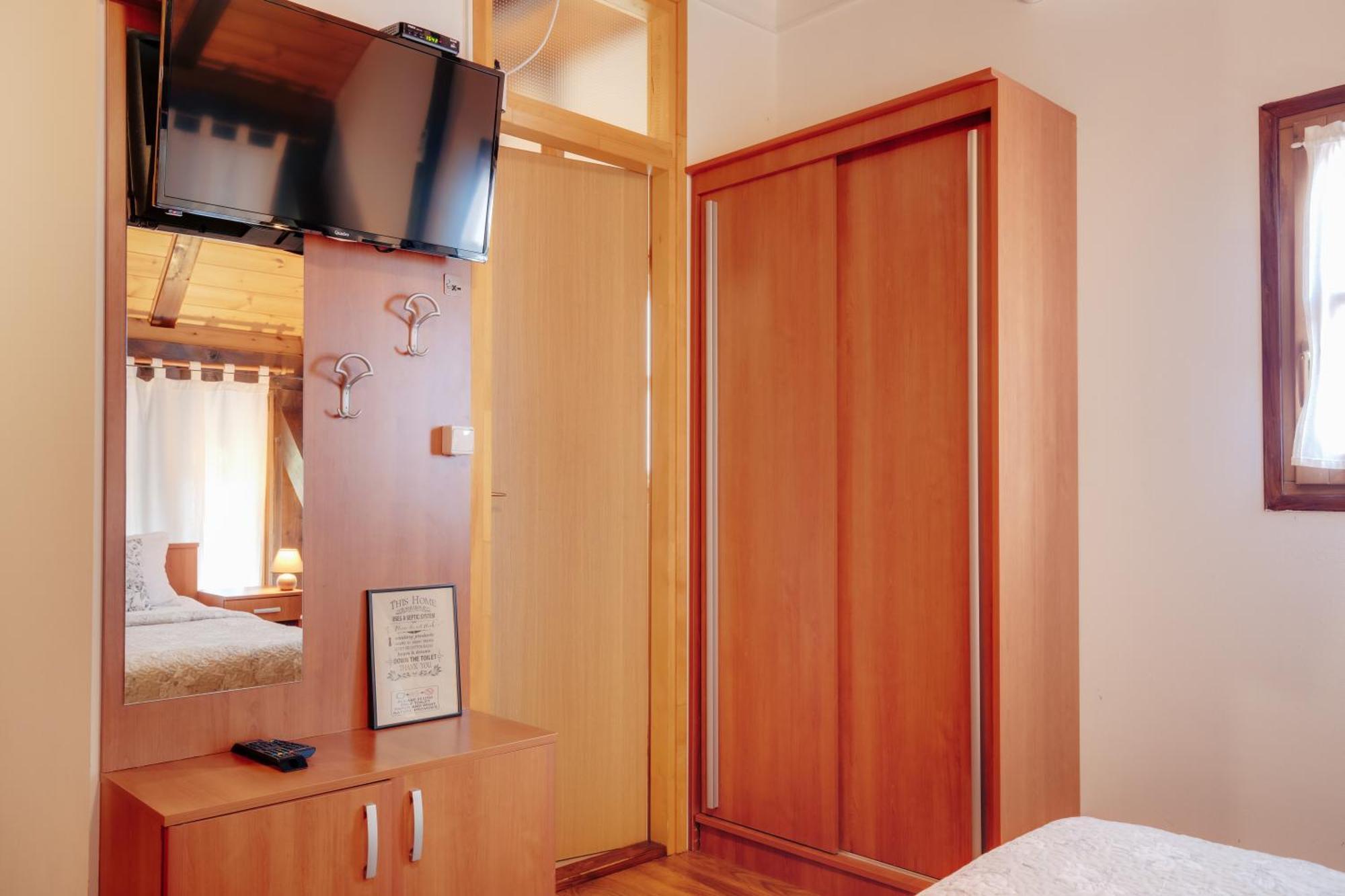 Guesthouse Pod Rastockim Krovom Slunj Ruang foto